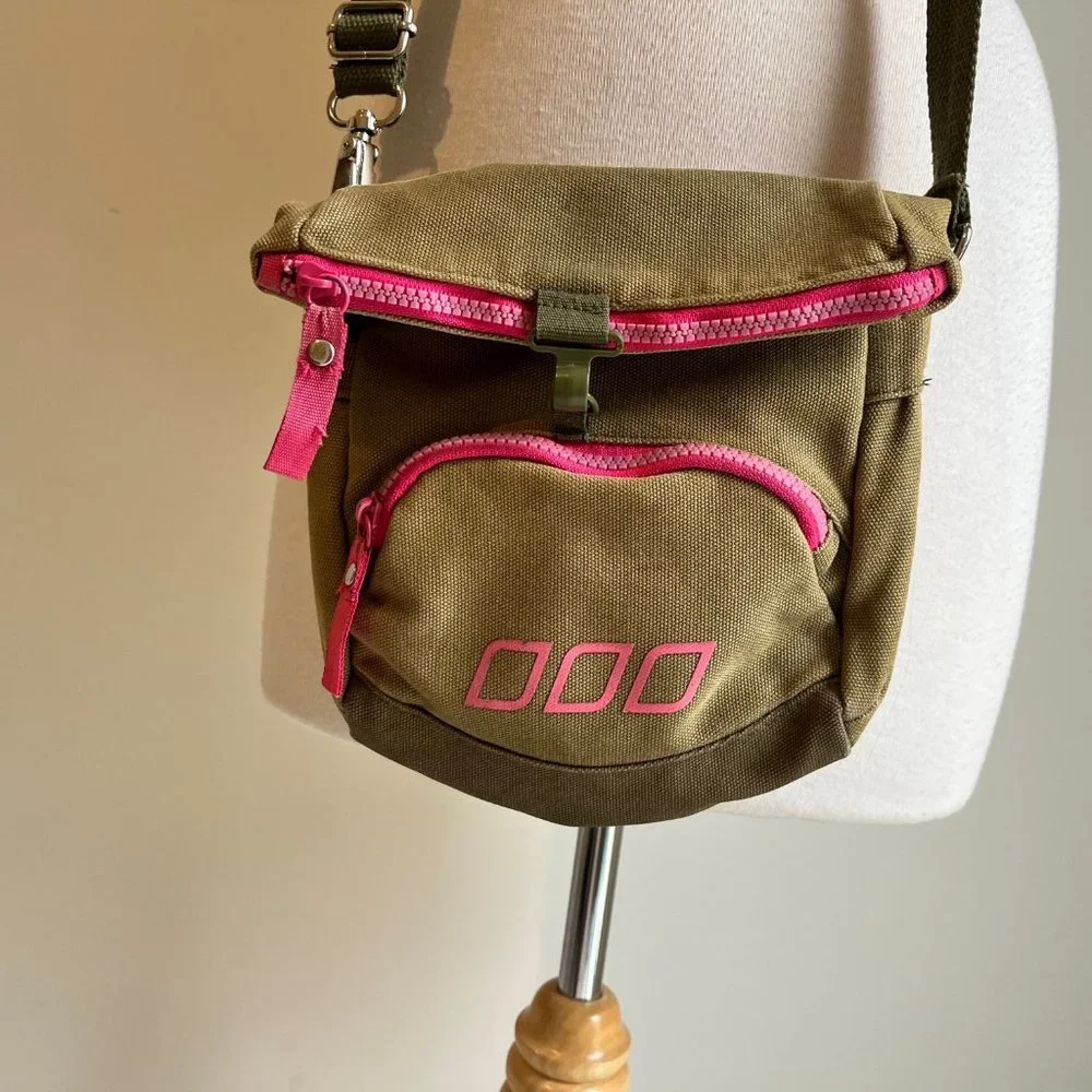 Lorna Jane Khaki Small Canvas Style Cross Body Bag w'  Long Strap - Picture 3 of 14